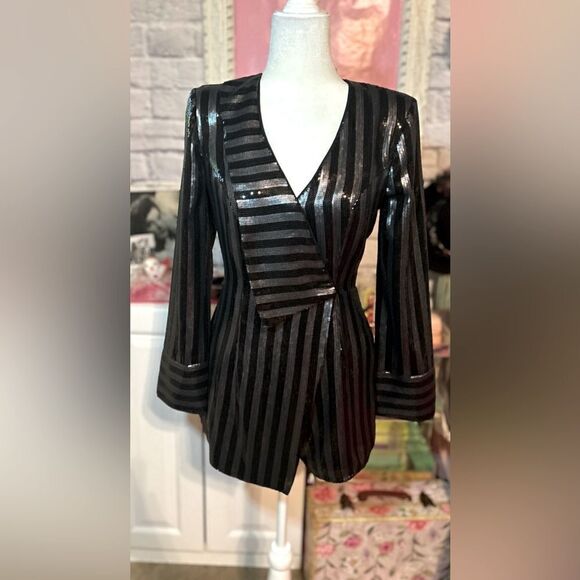 River Island Silver Stripe
Sequin Embellished tuxedo romper Sz 2/4 - Picture 2 of 7